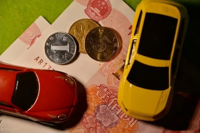 疯狂降价的车企们没等来无脑消费 多数用户持币待购