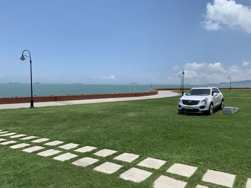 体验新款凯迪拉克XT5，全新动力更低油耗，舒适度再度升级