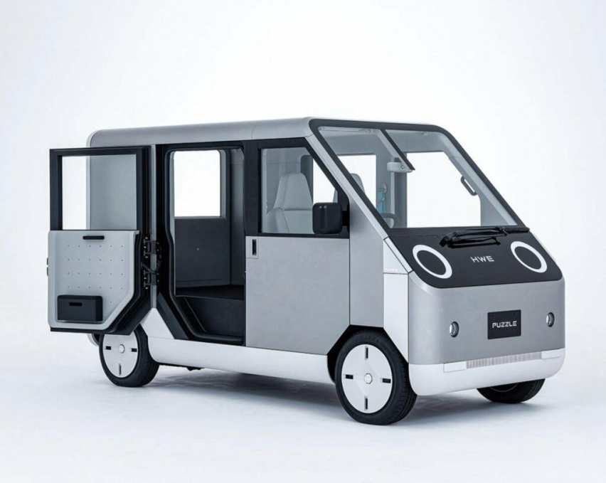日本小可爱电动车K-Van，配备急救箱、电源可供救援使用
