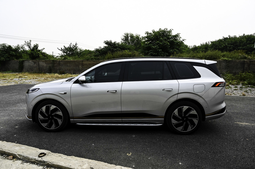 20万元选一台家用SUV 东风奕派eπ008和比亚迪唐哪一个更合适