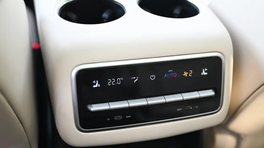 理想L7、L8上市!比L9短14厘米,空间够用吗?