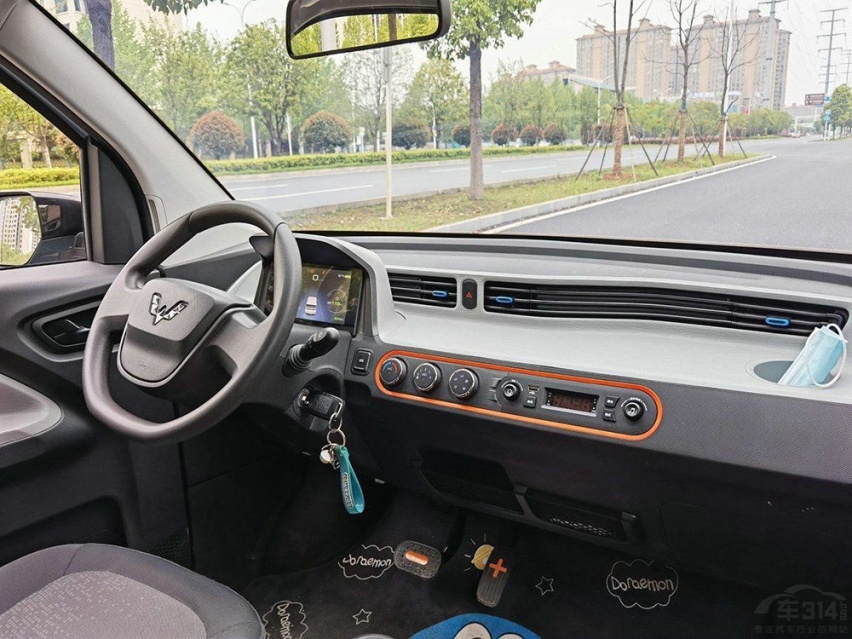 奇瑞QQ冰淇淋对比五菱宏光MINI EV，你挺谁？