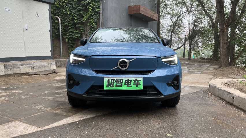 非传统纯电SUV，试驾沃尔沃C40四驱高性能版