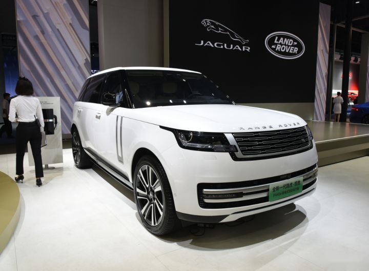 4.4T V8双涡轮，内饰壕无人性，全新路虎揽胜系列成都车展正式上市