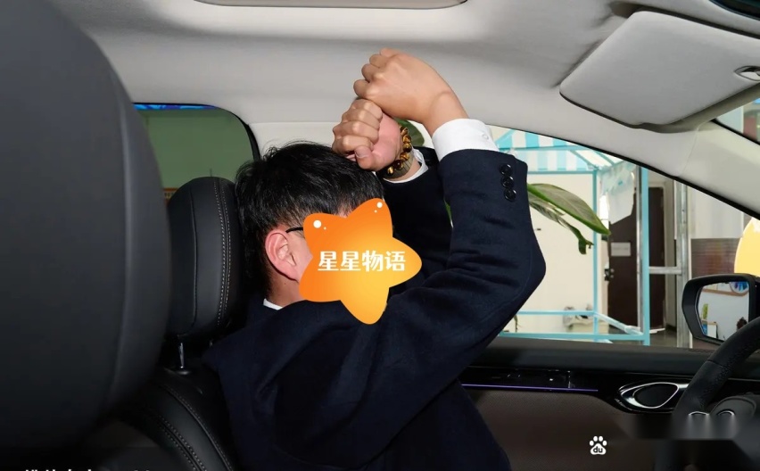 售价20.98-22.98万元，中型MPV，搭载2.L插混，深度解析传