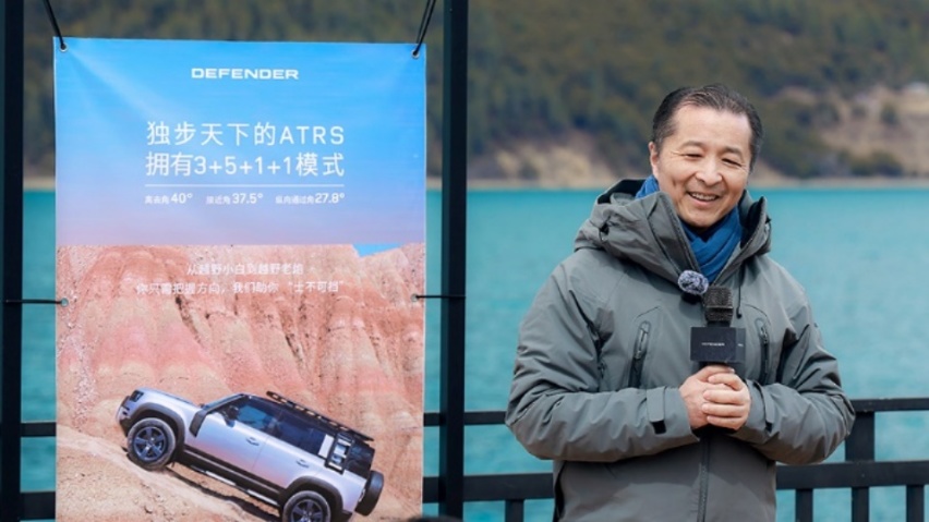 扎堆造方盒子越野车的时代里，大家在向路虎卫士致敬什么？
