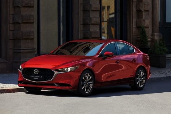 2023款马自达3昂克赛拉2.0L自动挡车型限时优惠，低至8.99万元