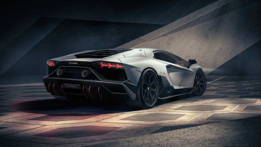 搭6.5L V12自吸发动机 ，兰博基尼Aventador推出最终限量版