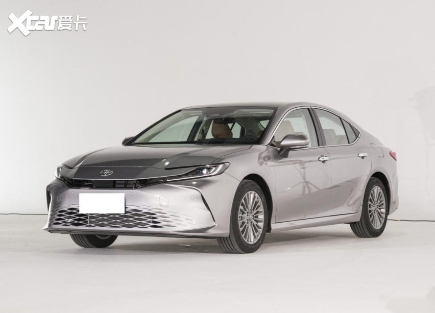 售价17.18万起,全新丰田凯美瑞正式上市,值得买吗?