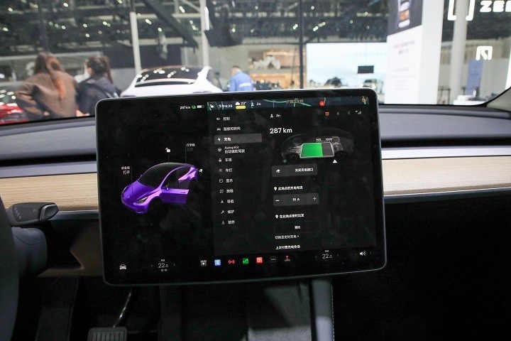 理想L7正式上市，整体性能不错，能否击败大降价后的特斯拉Model Y