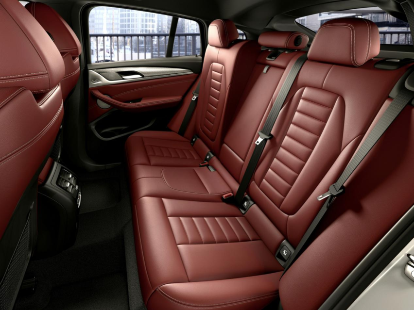 领先同级，Q5L Sportback诠释运动豪华轿跑SUV