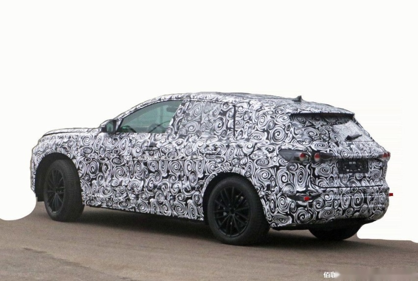 2023-Audi-Q6-E-Tron-16-1.jpg