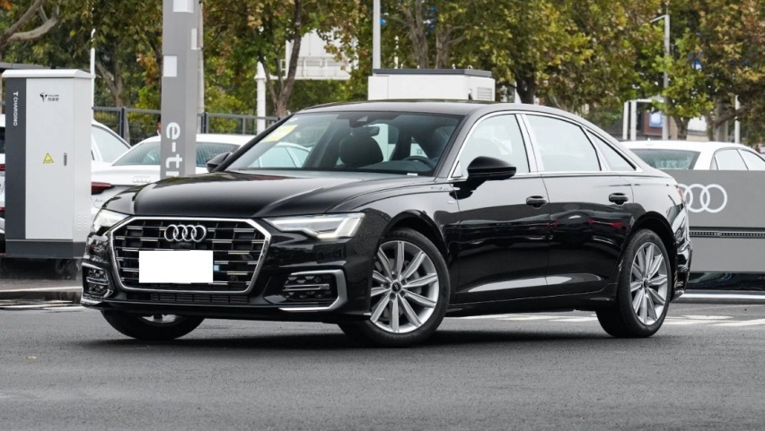 奥迪油车全系价格“大跳水”，A4L、Q5L、A6L抢着降，市场变了？