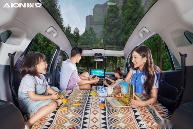 潜在爆款！17万买7座，2024款AION V Plus售15.99万