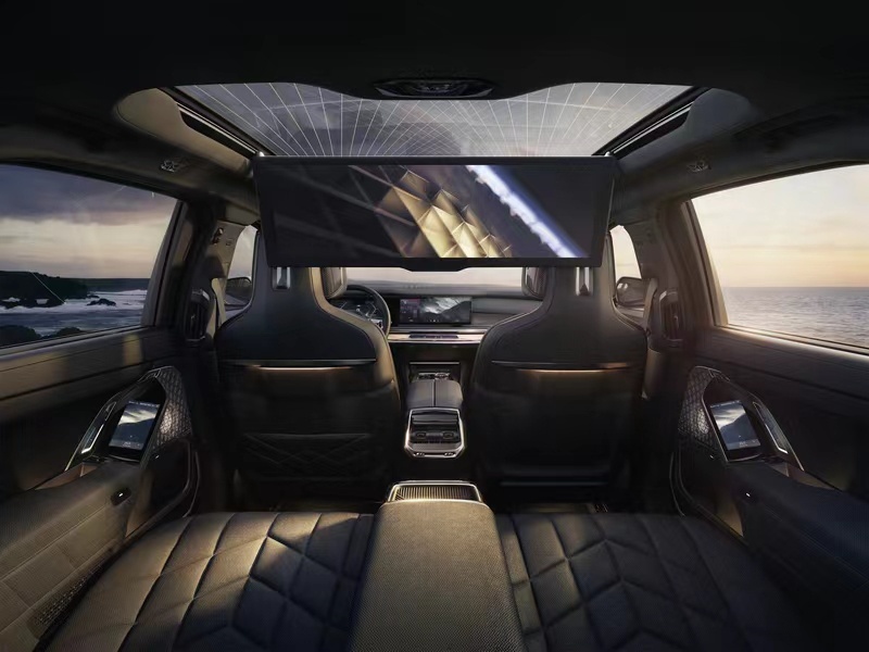 创新纯电动BMW i7 M70L全球首发