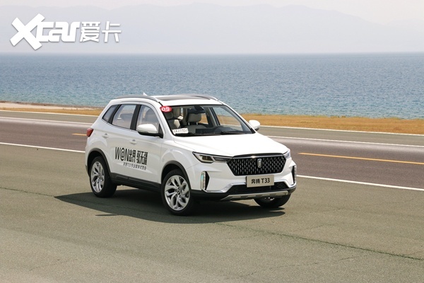 试奔腾T33：高颜值下的物联SUV，城市代步或是最佳选择