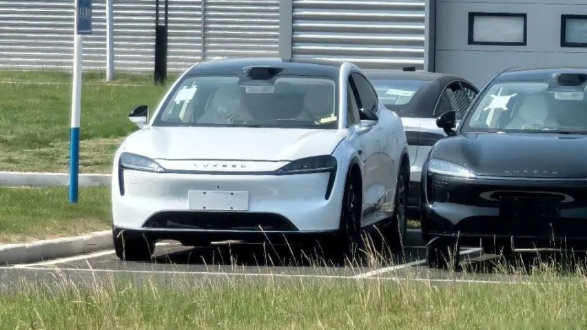 智界R7卖点只是802km续航？满血途灵比特斯拉好开