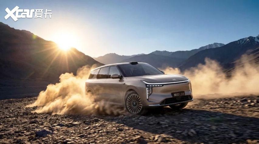 kaiyun体育网页版科技拉满2598起万元智己LS8开启预售(图10)