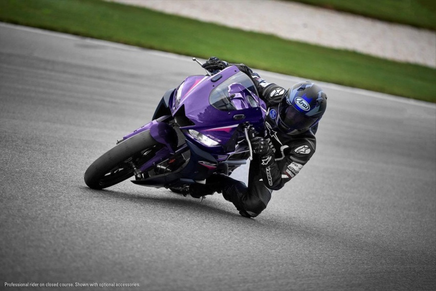 2023 YAMAHA YZF-R3海外新色发表：幻影紫梦回90年代
