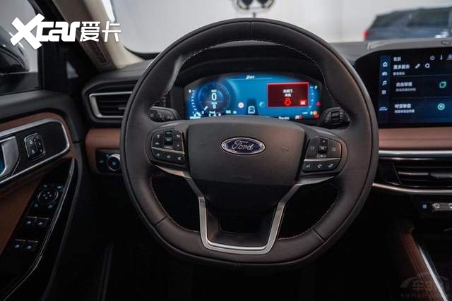 35万买大六座SUV,全新探险者对比理想ONE,选谁?