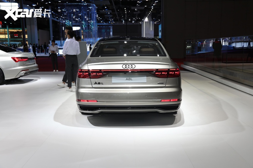 现款售价195.48万元 新款奥迪a8l 60tfsi通过国6b认证