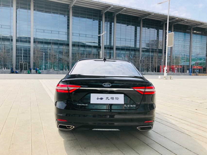 为什么不买豪华品牌入门级却选福特金牛座