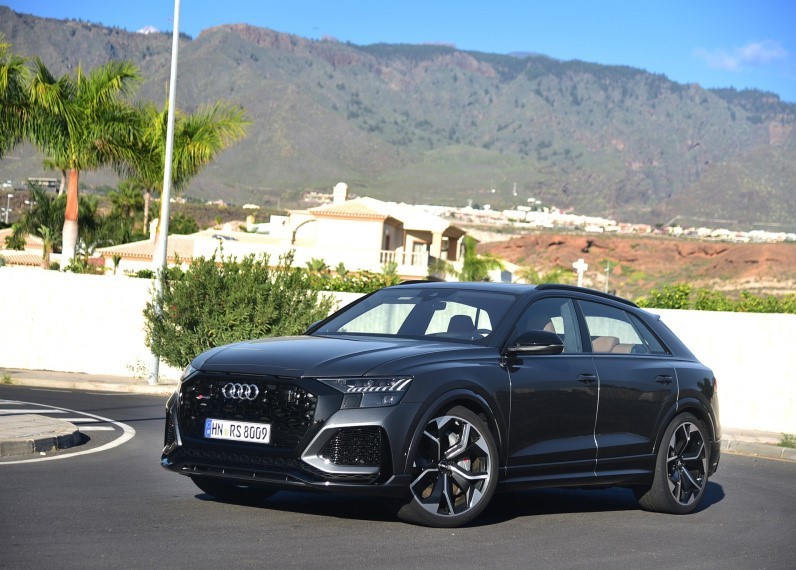 奥迪最快量产SUV RSQ8性能媲美Urus