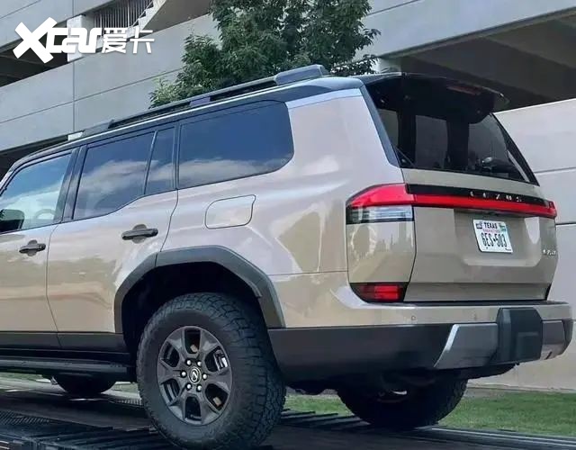 2024款雷克萨斯GX海外发布，外观硬朗大气，定位高端豪华SUV