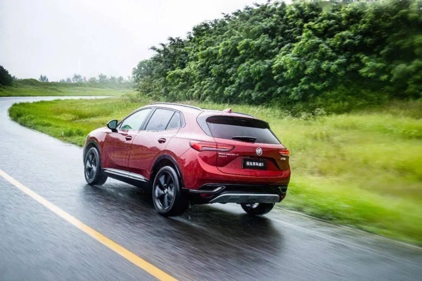 合资SUV,为啥说昂科威S价格一步到位,还拥有最豪华三大件?