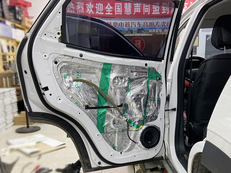 哈尔滨STP汽车隔音降噪，宝骏RS3汽车音响改装黄金声学喇叭