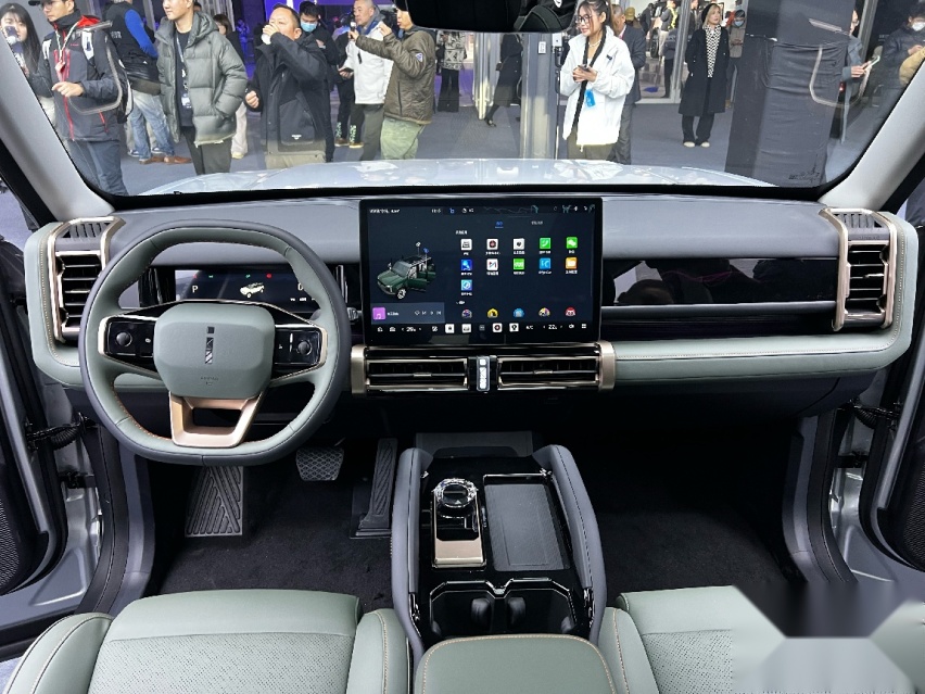 10.98万起，奇瑞iCAR 03真把年轻人的心读懂了？