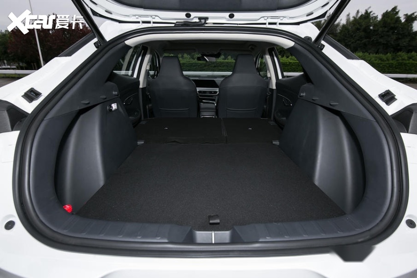 详解长安全新紧凑级SUV——UNI-T 风格动感，或6月上市