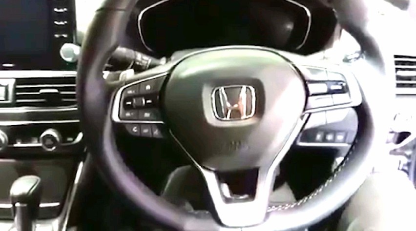 【实拍】2019款本田雅阁2.0混动touring 油耗仅3L