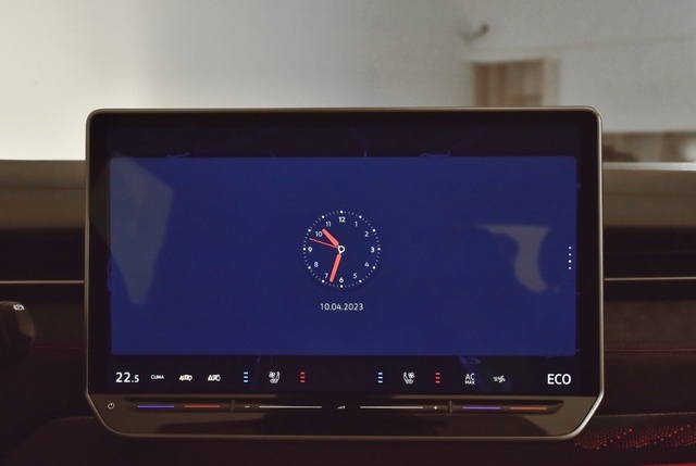 轴距比特斯拉Model 3还长，大众重磅纯电轿车上市，能成销量担当吗？