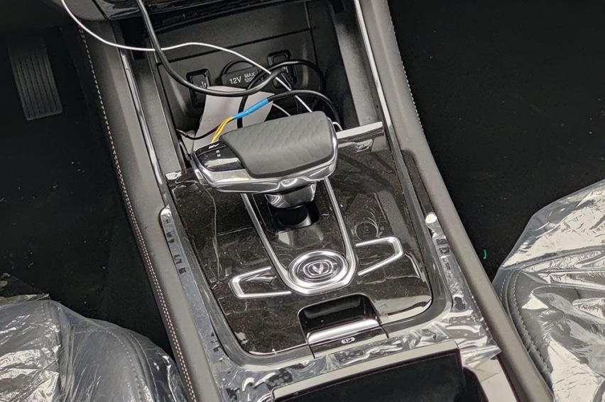 逸动EV460换电版上市交付暨换电网络发布