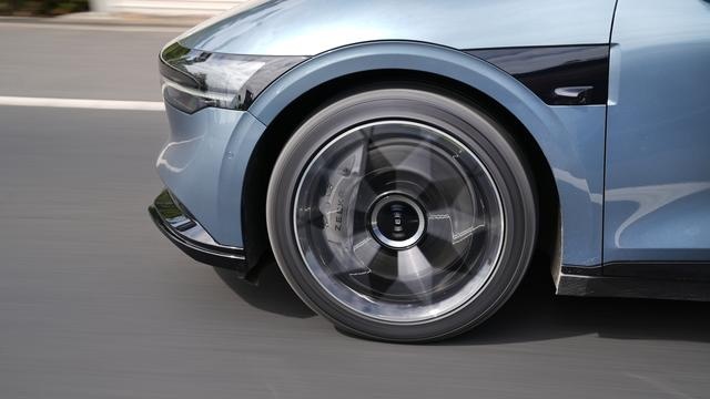 20.99万起，极氪007为何能颠覆传统豪车体验