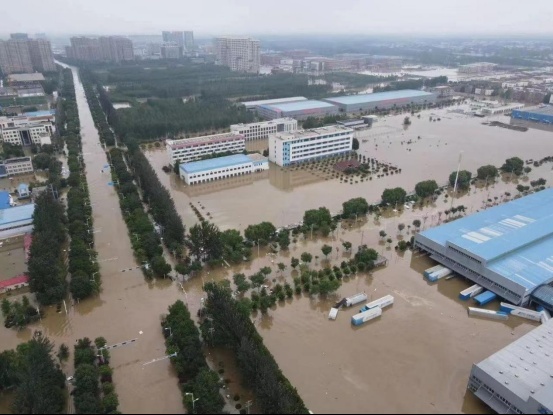 价格战下 二手车市场举步维艰，暴雨后的泡水车只能批发贱卖？