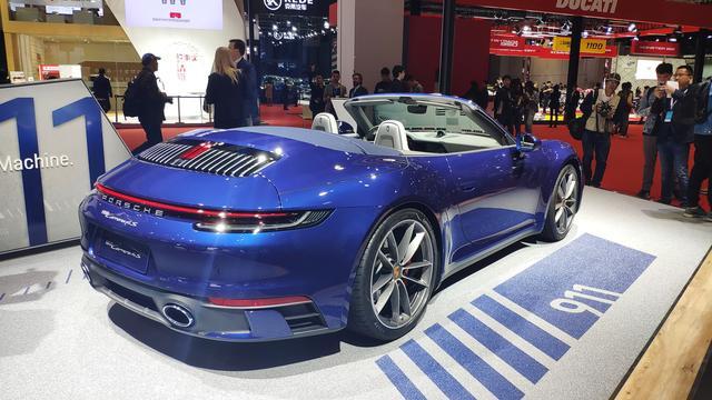 上海车展:全新保时捷911敞篷版实车