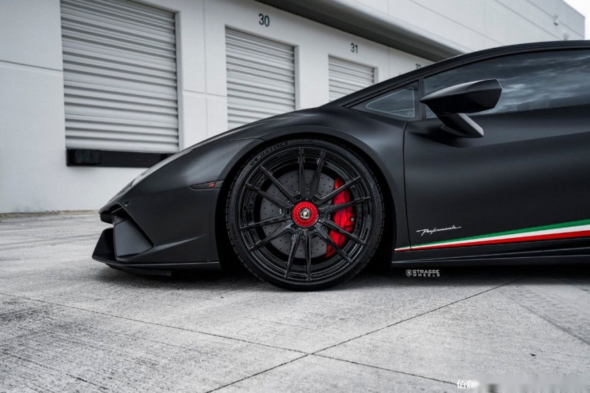 Lamborghini-Huracan-Performante-4.jpg