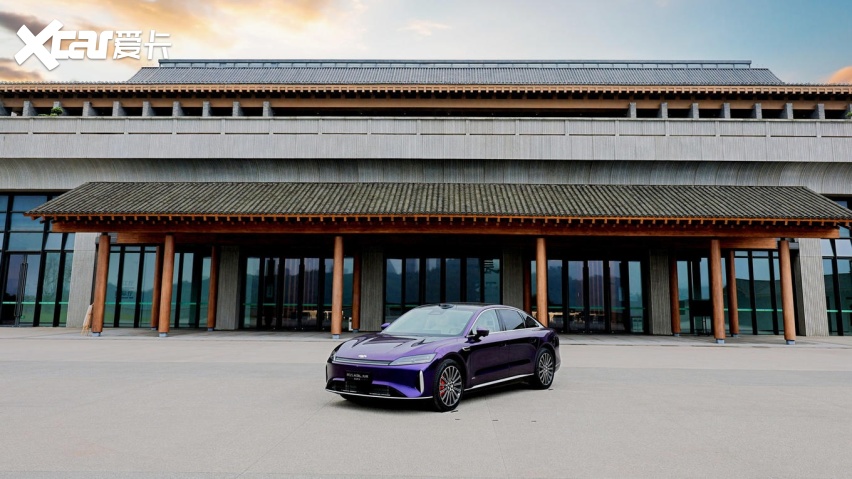 用自己的方式诠释高端，风云A9L光辉（四驱）推4款车型