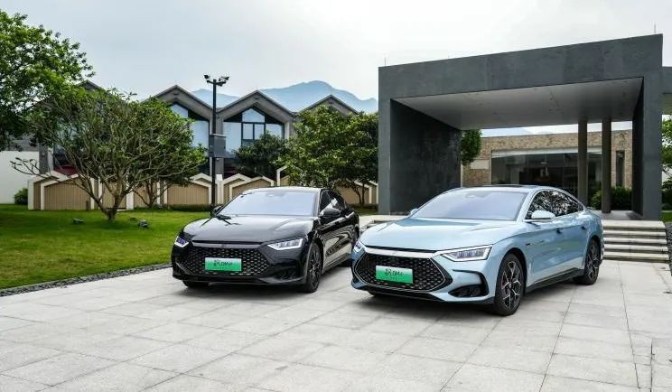 快评汉DM-i冠军版：价格下调2.8万元，销量又得蹭蹭往上