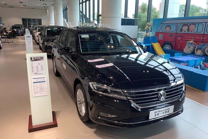 职场新人看过来 这三款合资10万级紧凑轿车 百公里油耗最低只要4.9L