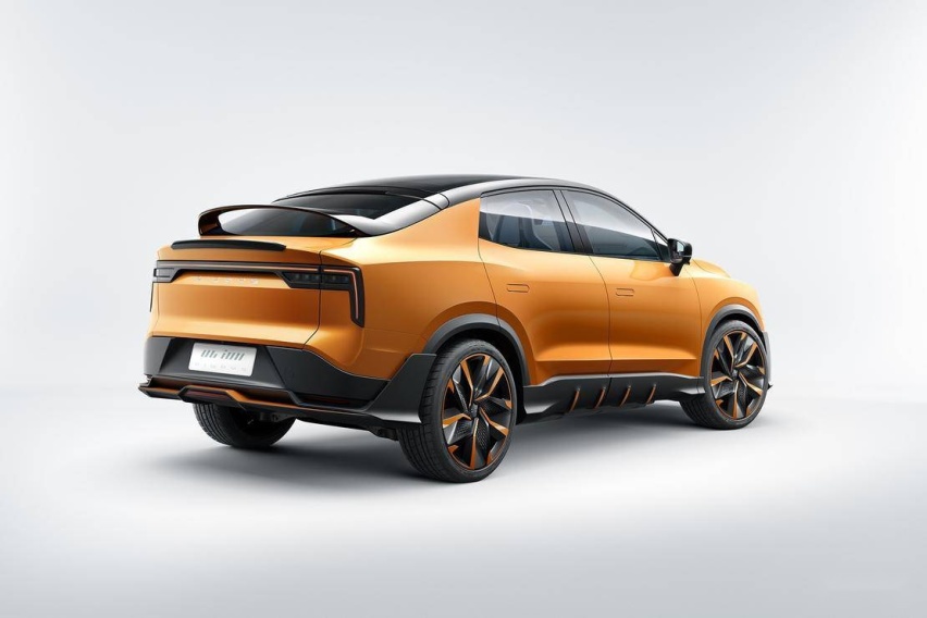 100% 年轻态轿跑 SUV 爱驰 U6 ion 首发亮相