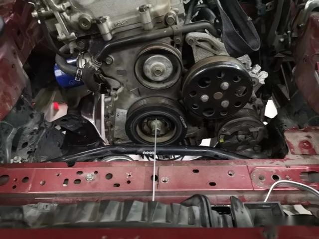 VTEC塞进魂动的外壳，这辆马自达MX-5能发出“冠军的声音
