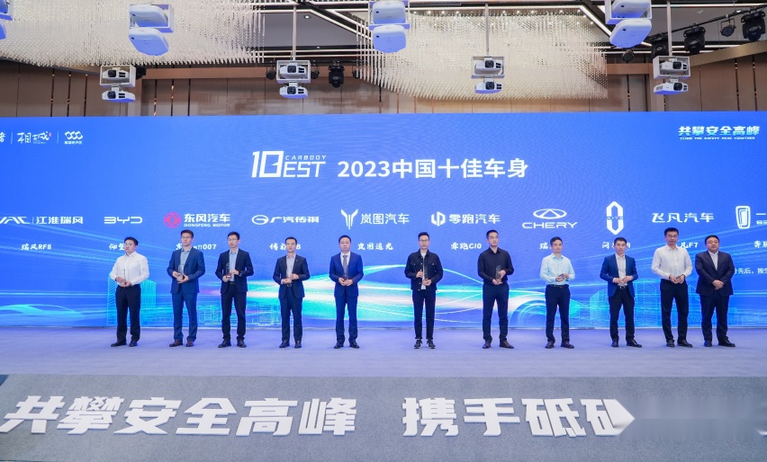 对比评测奔腾T90，畅销的十万级家用SUV都要具备哪些品质？
