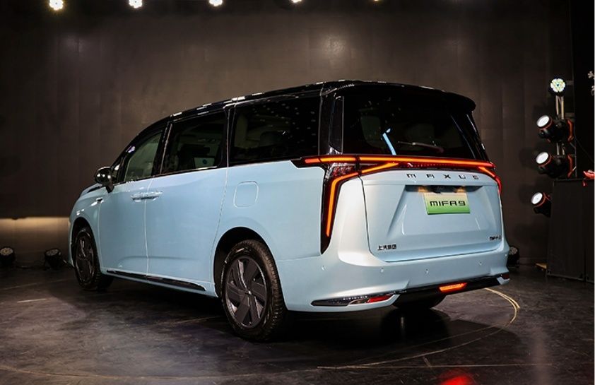 外观科幻，续航超500km，上汽大通MAXUS MIFA 9是自主纯电黑马吗？