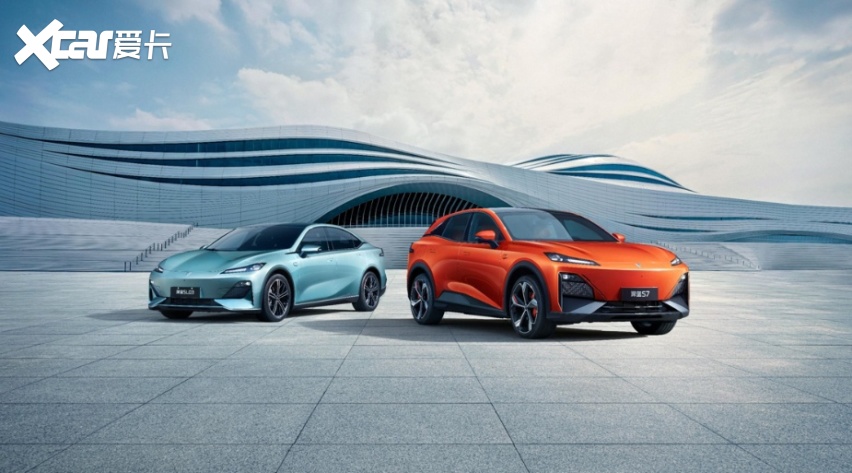 "银十",新能源汽车疯了!