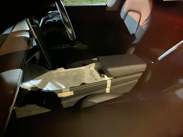 【菲常快讯】#特斯拉Model 3即将改款！外观内饰更新#