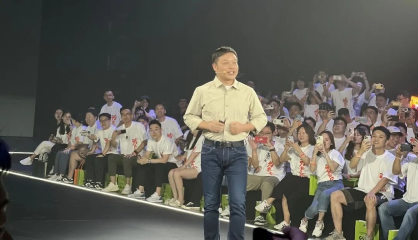 爆单的小鹏 G6 和何小鹏重新找回的自信