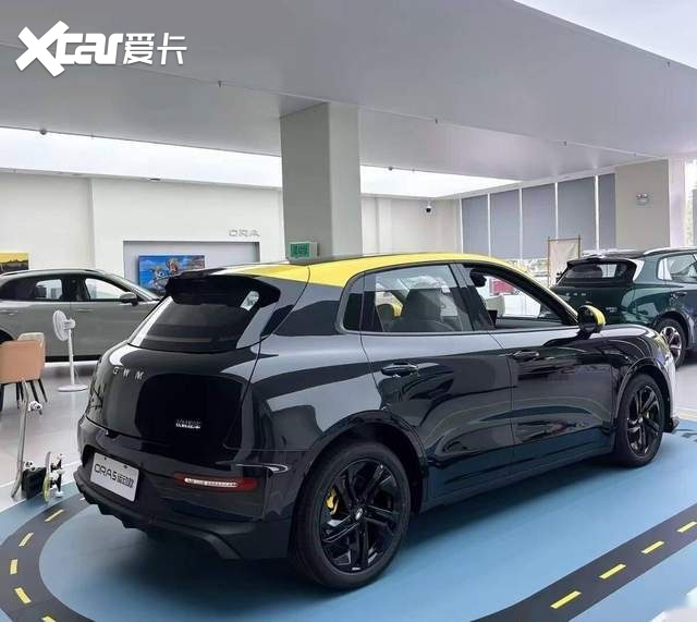 双色车身+激光雷达，欧拉5运动款实车亮相，卖多少钱有戏？
